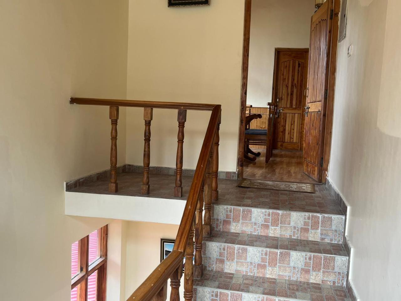 Mrikula Cottage Manāli Εξωτερικό φωτογραφία